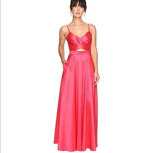 Laundry by Shelli Segal
Womens Taffeta Gown